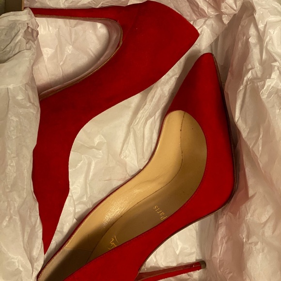 Preloved Christian Louboutin Pigalle Follies sz 35 - Picture 4 of 5